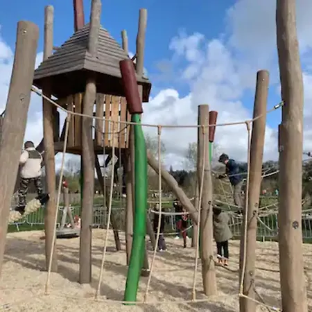 Lejlighed Spacieux Et Elegant Avec Jardin